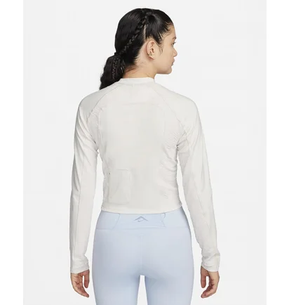 Лонгслів жіночий Nike Dri-Fit Trail Beige FN4706-104