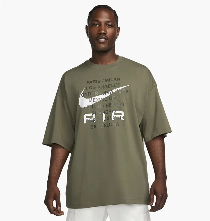 Футболка чоловіча Nike T-Shirt Sportswear Olive FD1249-222
