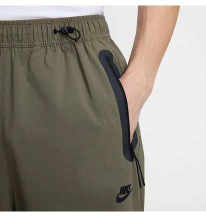 Штани чоловічі Nike Tech Olive HM7158-223