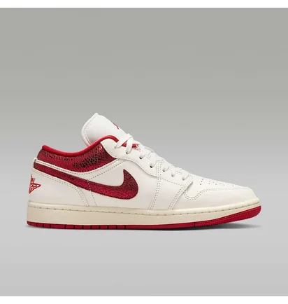 Кросівки жіночі Air Jordan 1 Low White HJ9338-106