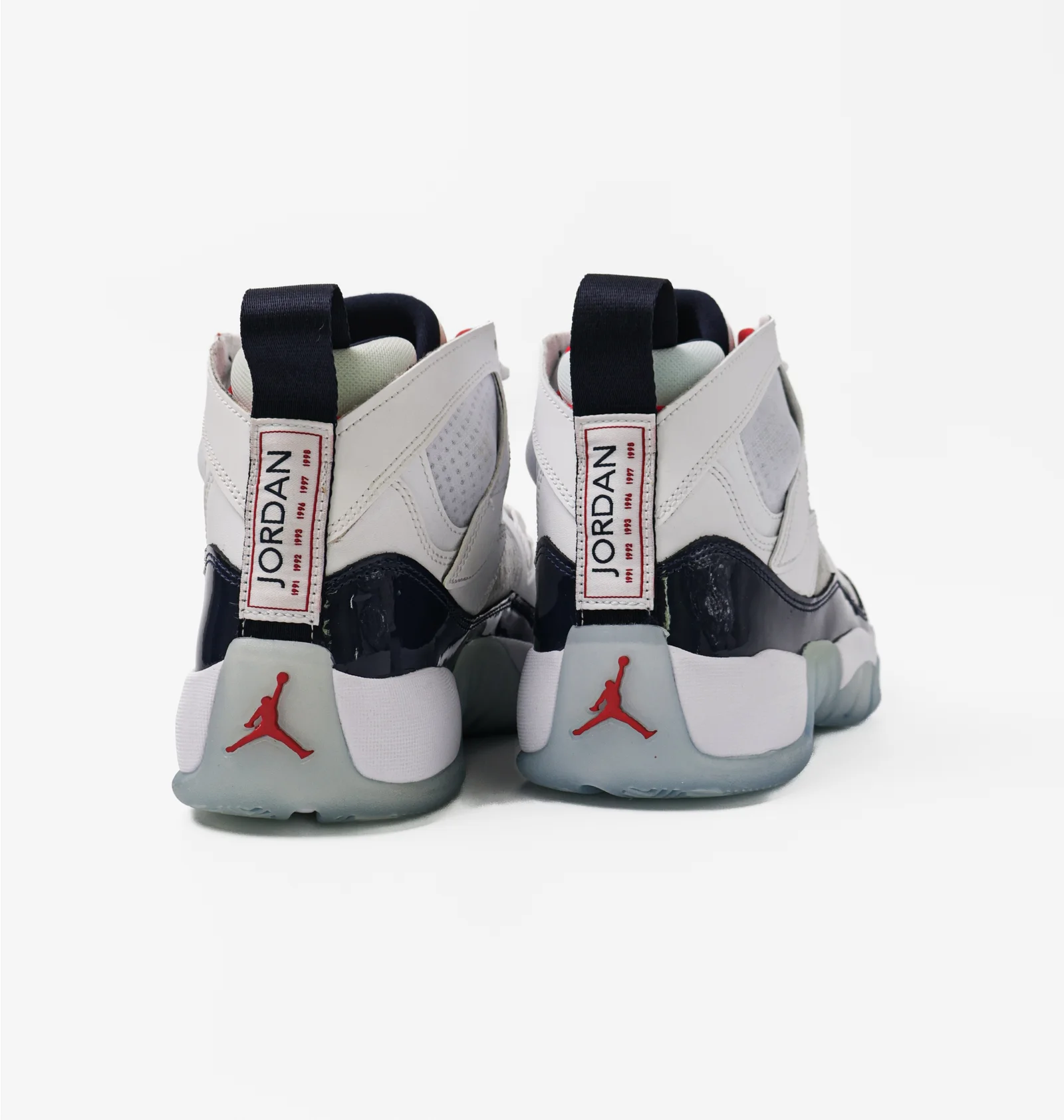 ᐉ Кроссовки мужские Air Jordan Jumpman Two Trey White Do1925-102