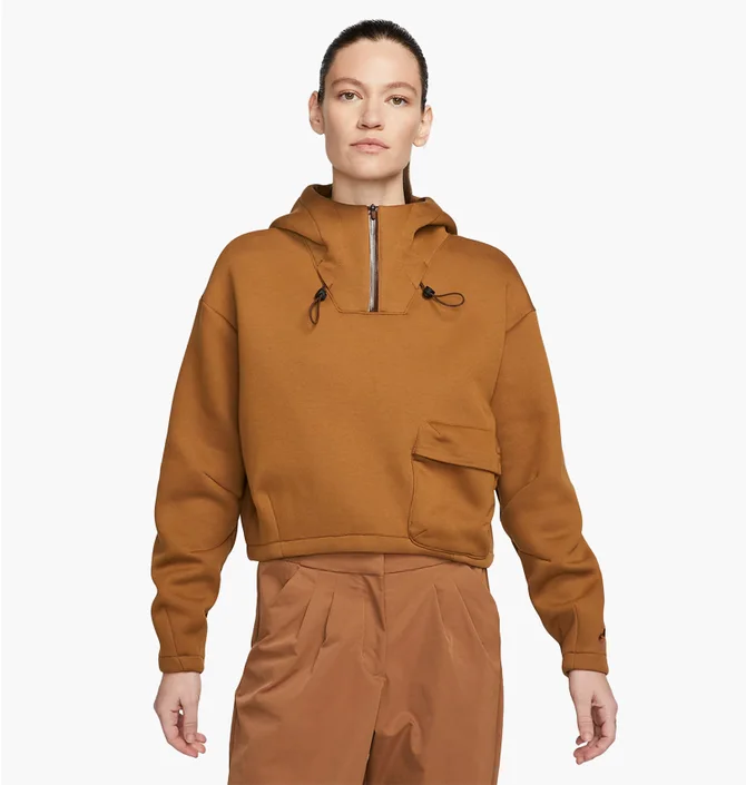 Худи женское Nike Sportswear Therma-Fit Adv Tech Pack Brown DV8238-270