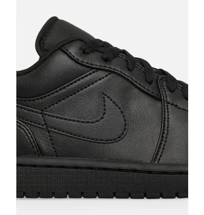 Кросівки дитячі Nike Air Jordan 1 Low (Gs) Sneakers Black 553560-093