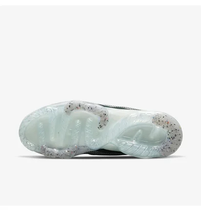 Кросівки чоловічі Nike Air Vapormax 2021 Fk Se Grey Dn3074-001