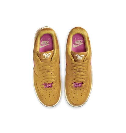 Кросівки жіночі Nike Air Force 1 07 Se W Brown FB8251-700