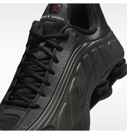Кросівки чоловічі Nike Shox R4 MenS Shoes Black HQ1988-001