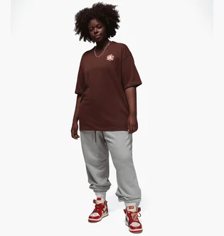 Футболка женская Air Jordan X Teyana Taylor Vintage T-Shirt Brown FB2640-227