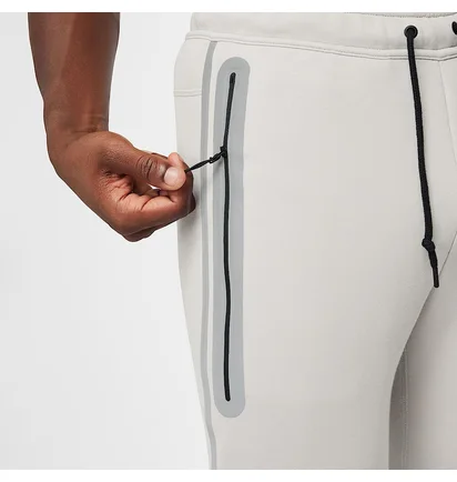 Штаны мужские Nike Tech Fleece Reflective Grey HQ3747-014