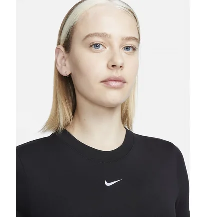Топ женский Nike Sportswear Essential Black Fb2873-010