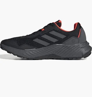 Кроссовки мужские Adidas Tracefinder Black Q47236