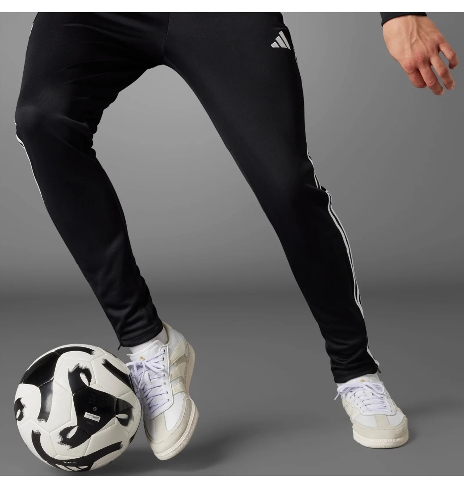 ᐉ Кросівки унісекс Adidas Predator Freestyle Indoor Soccer Shoes