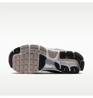 Кроссовки мужские Nike Zoom Vomero 5 Grey FJ4151-007