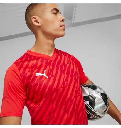 Футболка чоловіча Puma Teamultimate Red 705371-01