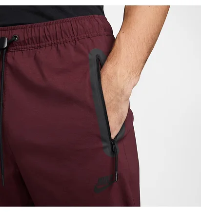 Штаны мужские Nike Tech Woven Pants Bordo HM8241-652