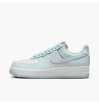 Кроссовки женские Nike Air Force 1 07 Se Suede Light Blue/White HF5385-400