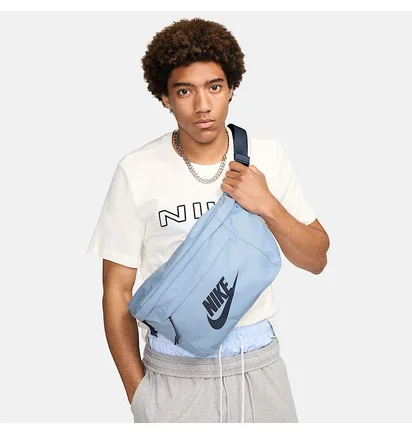 Сумка унисекс Nike Tech Hip Pack 10L Light Blue BA5751-479