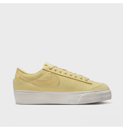 Кросівки жіночі Nike Blazer Low Platform Canvas Yellow DV7475-200