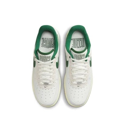 Кросівки жіночі Nike Air Force 1 07 Lx White DR0148-102