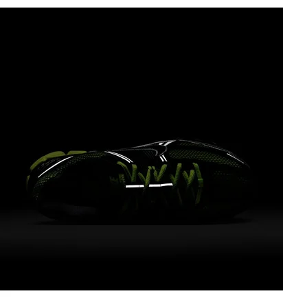Кросівки чоловічі Nike Zoom Vomero 5 Black/Yellow FB9149-702