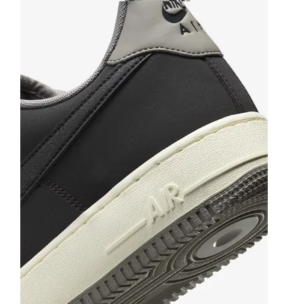 Кроссовки мужские Nike Air Force 1 07 Lv8 Winterized Black FZ5225-001