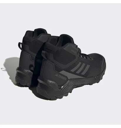 Кроссовки мужские Adidas Eastrail 2.0 Mid Rain.Rdy Hiking Shoes Black Hp8600