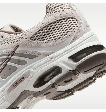 Кроссовки женские Nike Air Max Moto 2K Beige IQ4924-002
