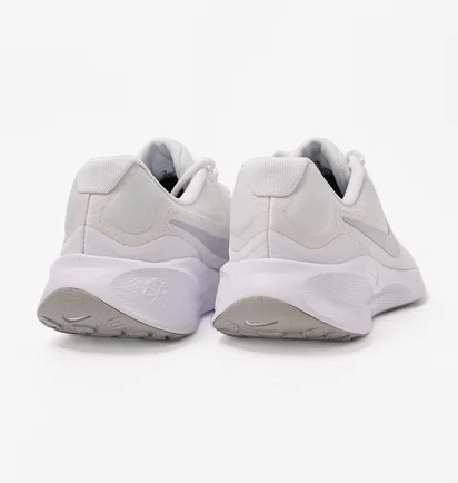 Кросівки чоловічі Nike Revolution 7 White FB2207-100