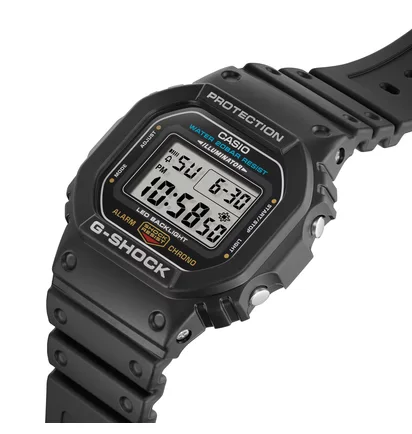 Часы мужские Casio G-Shock DW-5600UE-1