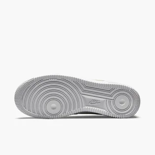 Кросівки жіночі Nike Air Force 1 07 WomenS Shoes White DM2876-100