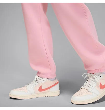 Штани жіночі Air Jordan Brooklyn Fleece WomenS Pants Pink FV7077-630