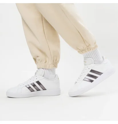 Кроссовки женские Adidas Grand Court Base 2.0 White HR0248