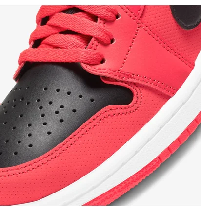 Кросівки жіночі Air Jordan 1 Wmns Low Siren Red DC0774-600