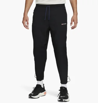Штаны мужские Nike Track Club Pant Black FB5503-010