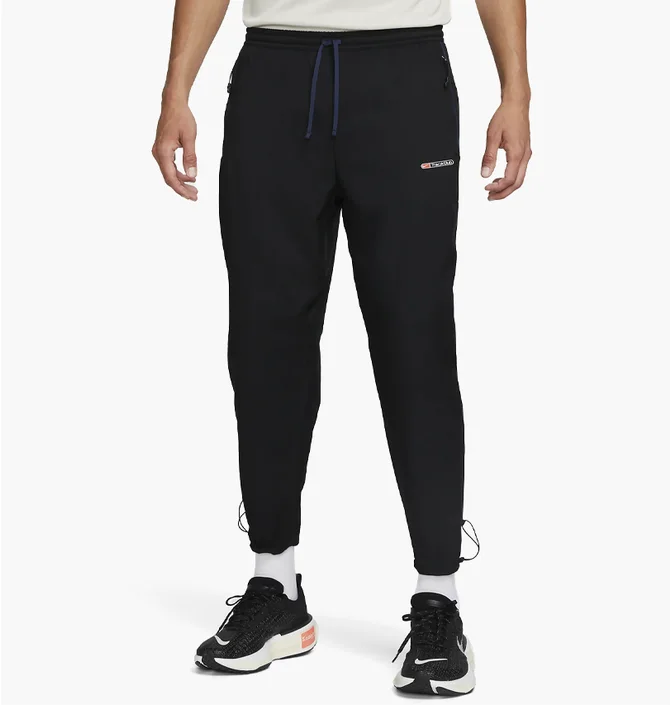 Штани чоловічі Nike Track Club Pant Black FB5503-010