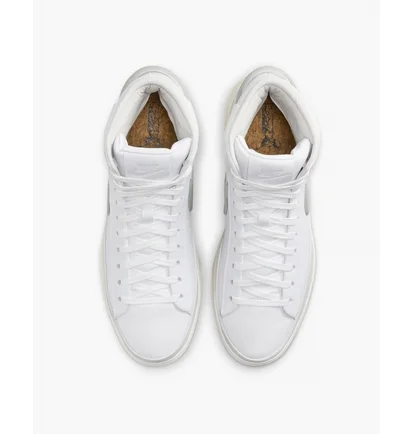 Кросівки чоловічі Nike Blazer Phantom Mid Shoes White DX5800-101