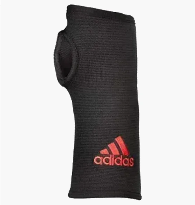 Фиксатор запястья Adidas Wrist Support Black ADSU-12444RD