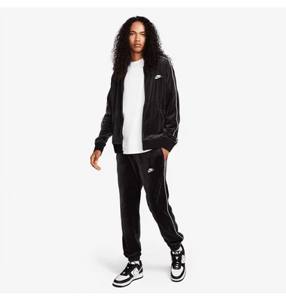 Олимпийка мужская Nike Sportswear Club Velour Jacket Black FB8231-010