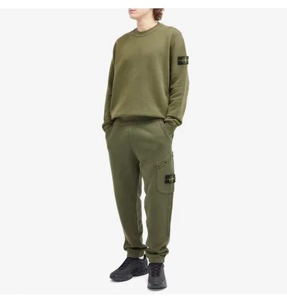 Світшот чоловічий Stone Island Garment Dyed Crew Sweatshirt Musk Olive 811561241-V0159