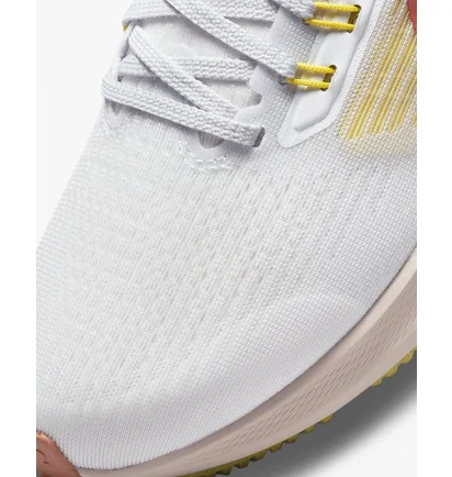 Кросівки жіночі Nike Air Zoom Pegasus 39 White/Peach Dh4072-501