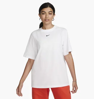 Футболка женская Nike Sportswear T-Shirt White FD4149-100
