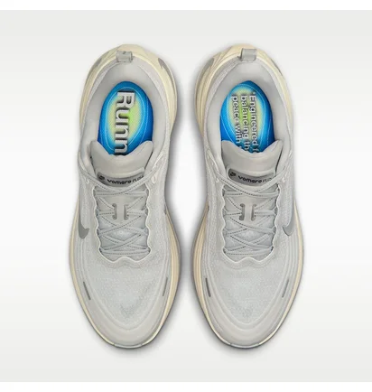 Кросівки чоловічі Nike Vomero Plus Grey IQ0308-094