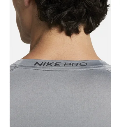 Лонгслів чоловічий Nike Pro MenS Dri-Fit Tight Long-Sleeve Fitness Top Grey FB7919-084