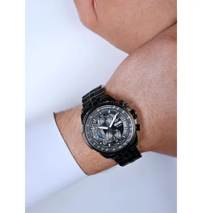 Часы мужские Casio Edifice Dial EF-558DC-1A