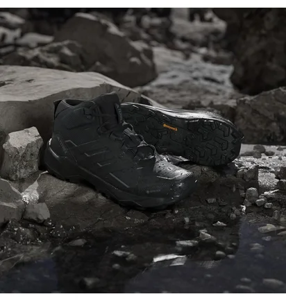 Кросівки чоловічі Adidas Terrex Skychaser Ax5 Mid Gtx Black JQ2207