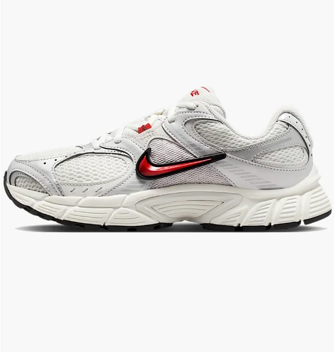Кроссовки женские Nike V5 Rnr White HQ7901-108