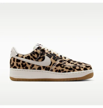 Кросівки жіночі Nike Air Force 1 07 Beige/Black IB7695-200