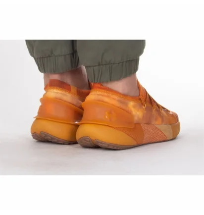 Кросівки чоловічі Under Armour Hovr Phantom 3 Orange 3026348-802