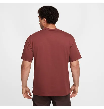 Футболка мужская Nike Sportswear Premium Essentials Bordo DO7392-231