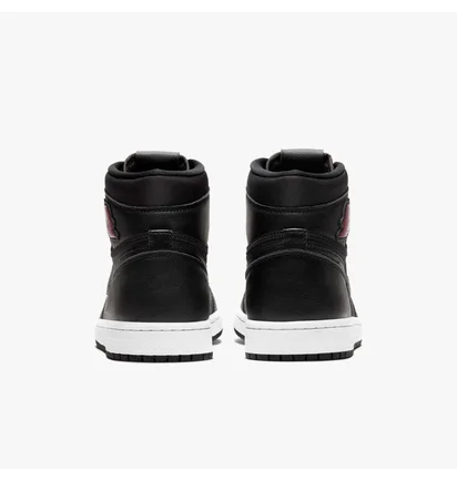 Кроссовки мужские Air Jordan 1 Retro High Og Black 555088-060