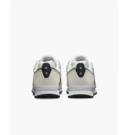 Кросівки чоловічі Nike Venture Runner White CK2944-101